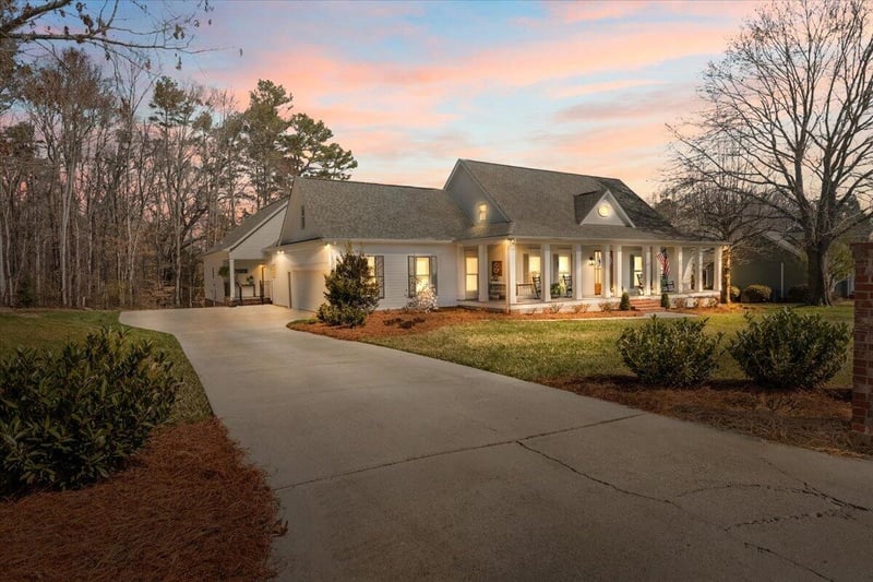 345 Tennant Cir, Chickamauga, GA 30707