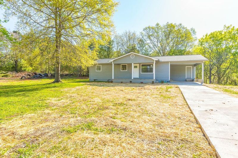 4751 Tammy Dr NE, Dalton, GA 30721