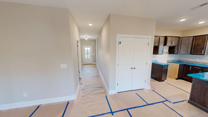 2019 Cincinnati St, Murfreesboro, TN 37127