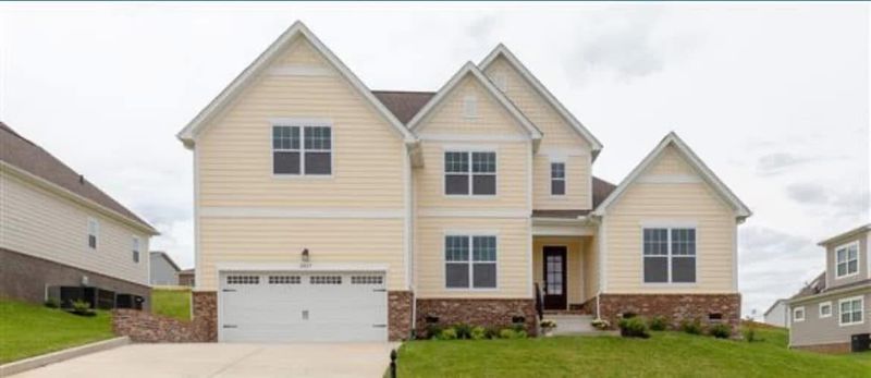 2817 Trentview Ln, Columbia, TN 38401