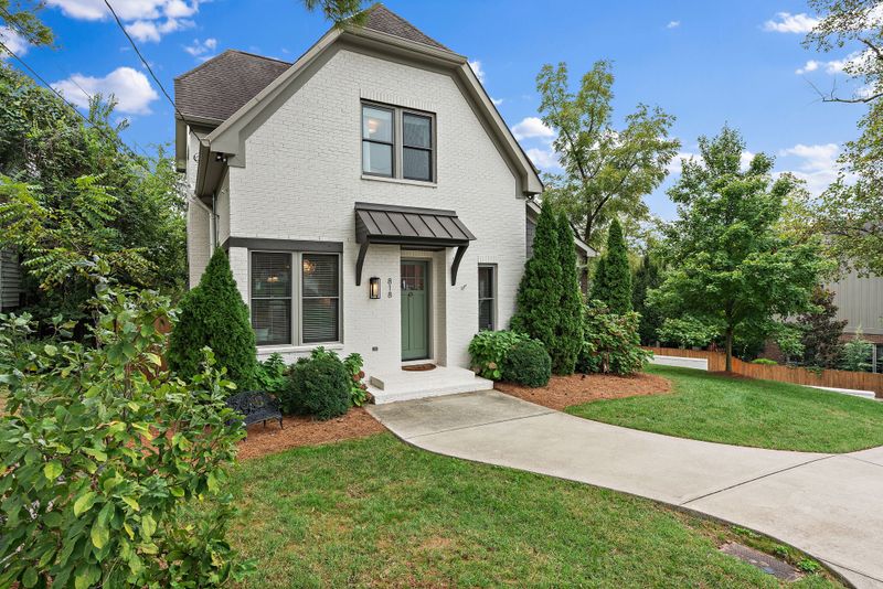 818 Dewees Ave, Nashville, TN 37204