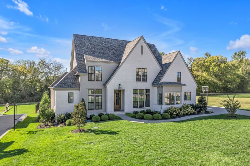6337 Percheron Ln, Arrington, TN 37014