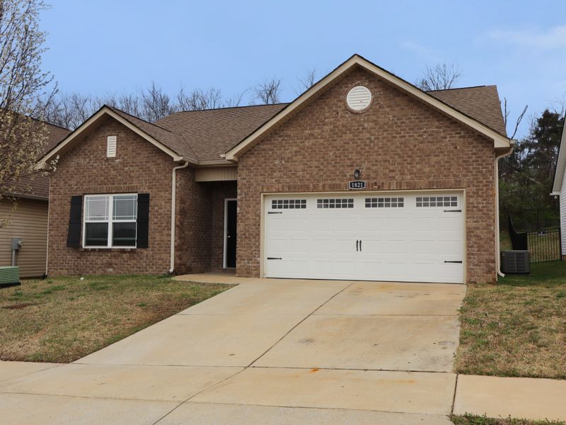 1821 Belle Arbor Dr, Nashville, TN 37207