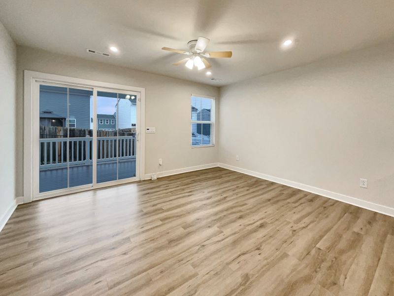 2724 Thornton Grove Blvd, Nashville, TN 37207