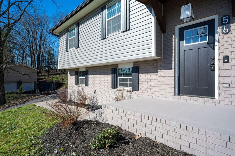 56 Sycamore Ln, Chickamauga, GA 30707