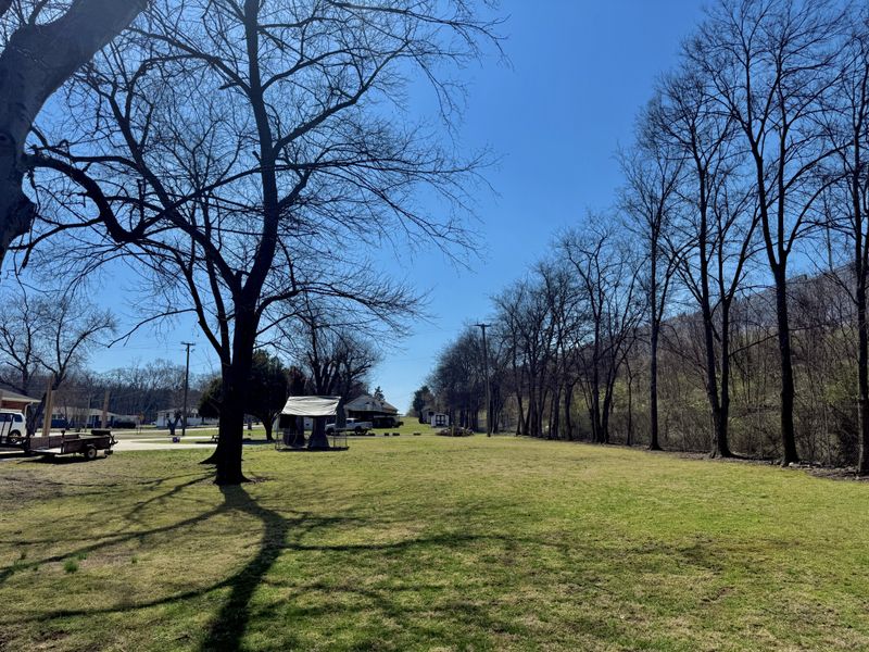 245 Kennith Dr, Nashville, TN 37207