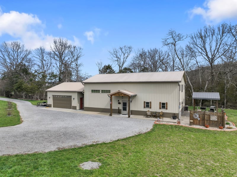 860 Old Woodbury Pike, Readyville, TN 37149