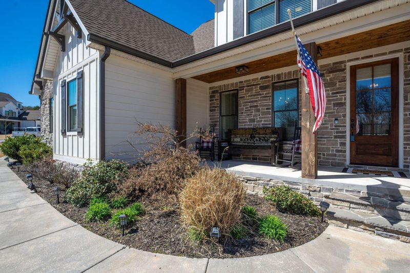 67 Pine Lakes Dr, Ringgold, GA 30736