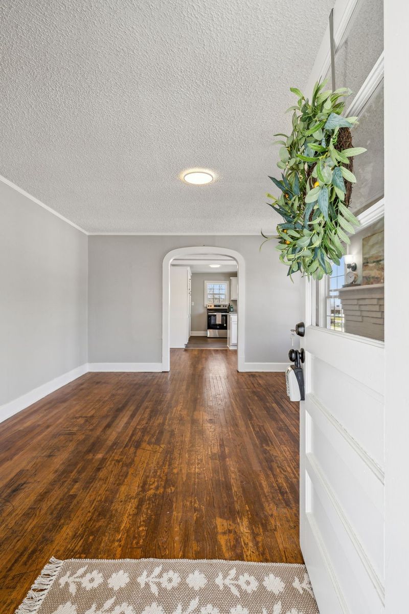 1027 W Main St, Murfreesboro, TN 37129