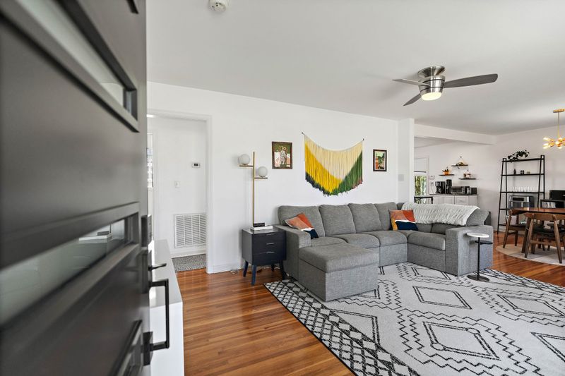 904 Crescent Hill Rd, Nashville, TN 37206