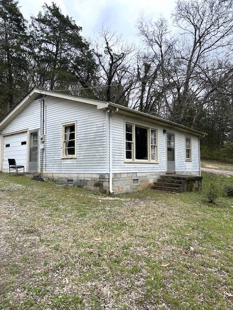 145 Odoms Bend Rd, Gallatin, TN 37066