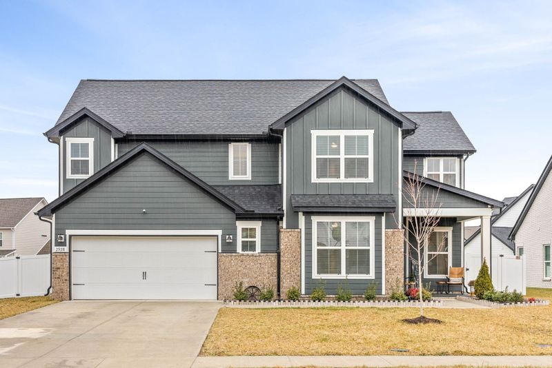 2928 Woodcrest Dr, Murfreesboro, TN 37128