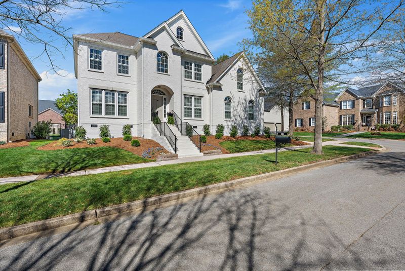 203 Cornerstone Ln, Franklin, TN 37064