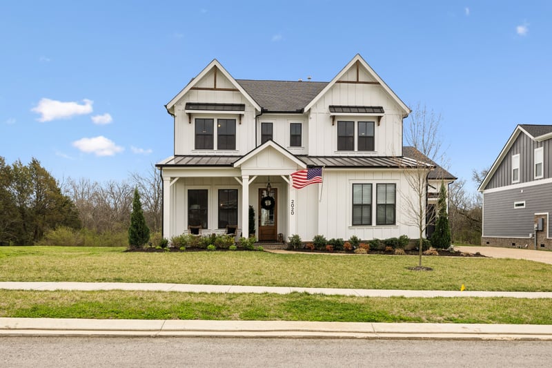 2020 Ellsworth Ln, Arrington, TN 37014