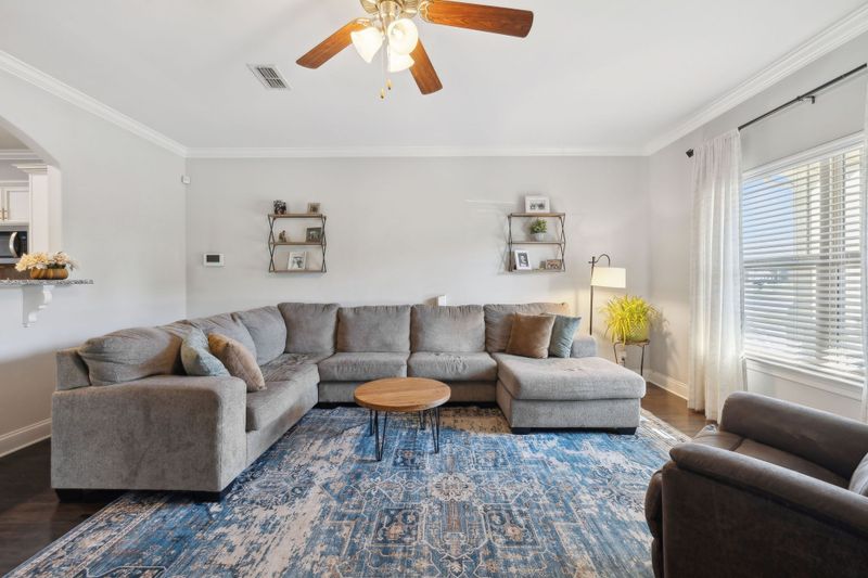 5834 Enclave Dr, Murfreesboro, TN 37128