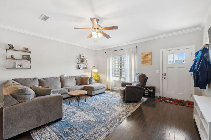 5834 Enclave Dr, Murfreesboro, TN 37128
