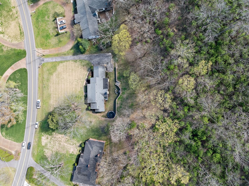 2217 Chickering Ln, Nashville, TN 37215