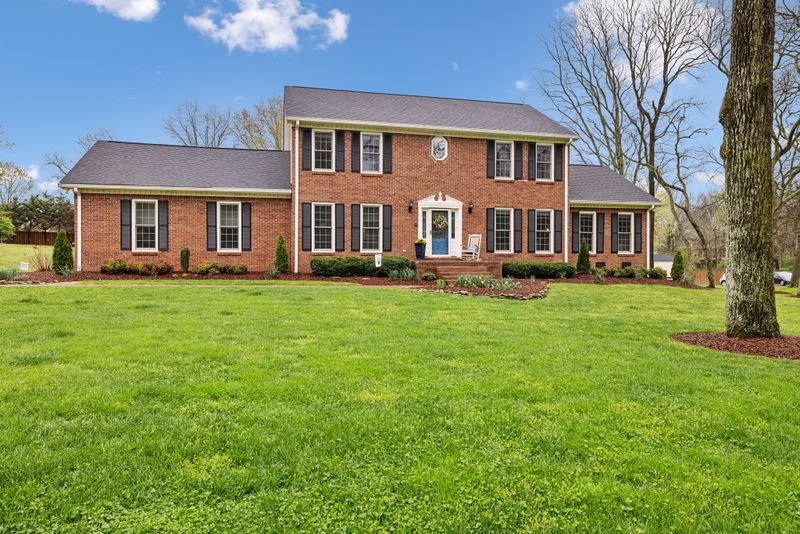 2009 Cedarmont Dr, Franklin, TN 37067