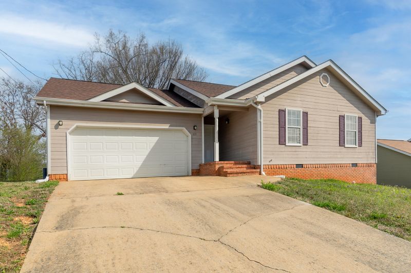 105 Christ St, Fort Oglethorpe, GA 30742