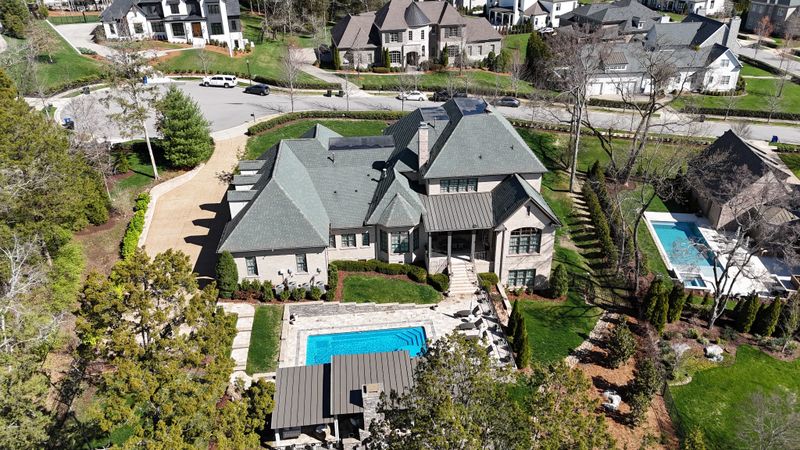 305 Lockhart Ct, Franklin, TN 37069