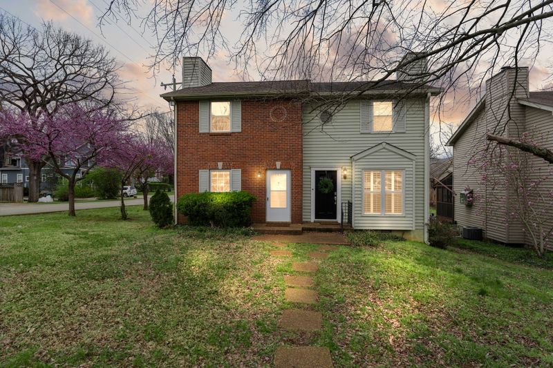 126B 40th Ave N, Nashville, TN 37209