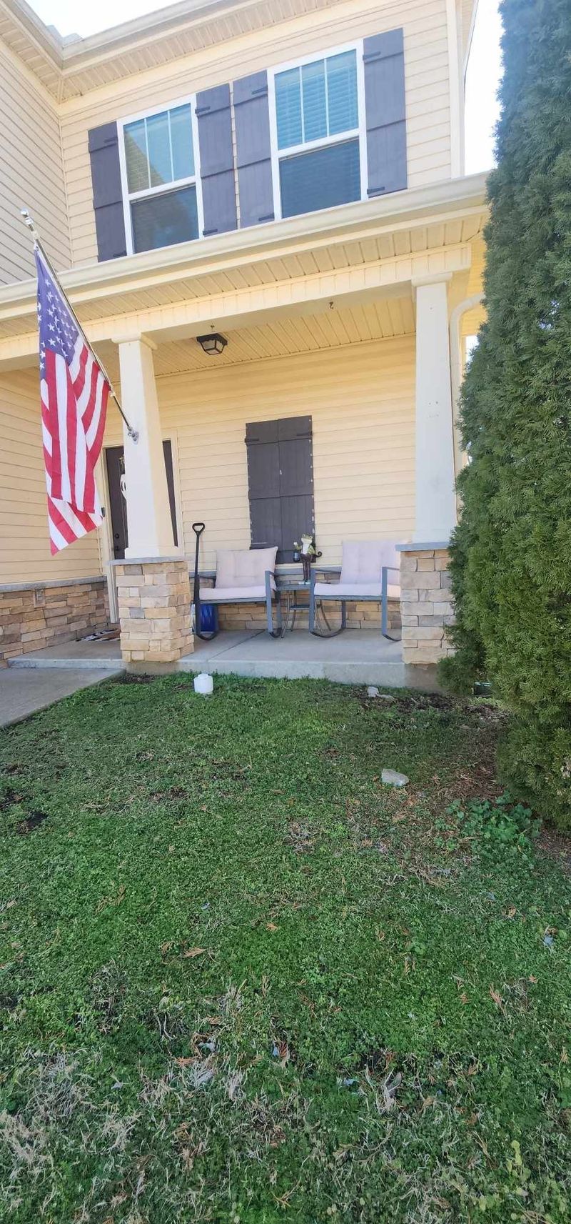 1810 Warmingfield Dr, Murfreesboro, TN 37127