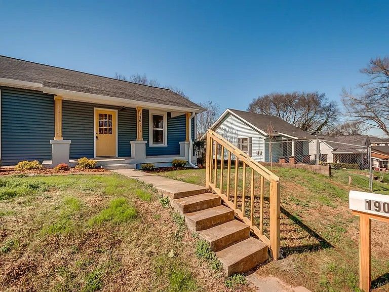 1903 15th Ave N, Nashville, TN 37208