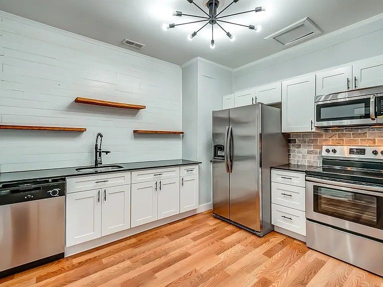 1903 15th Ave N, Nashville, TN 37208