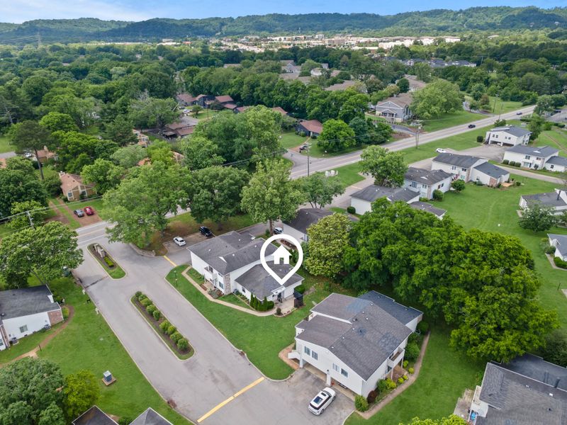 810 Bellevue Rd #103, Nashville, TN 37221