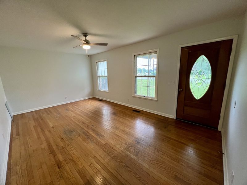103 Trousdale Ave, Gallatin, TN 37066