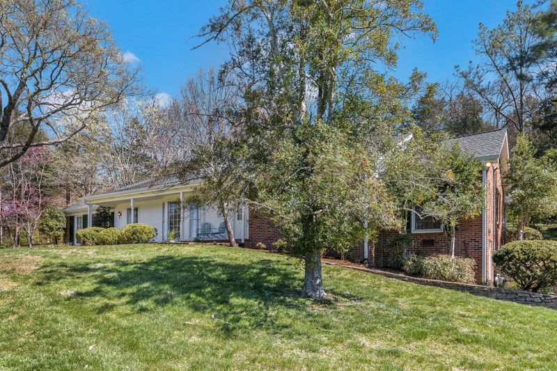 104 Sanders Ct, Franklin, TN 37069