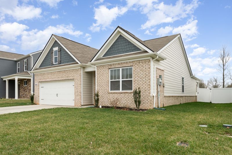 5112 Owens Ln, White House, TN 37188