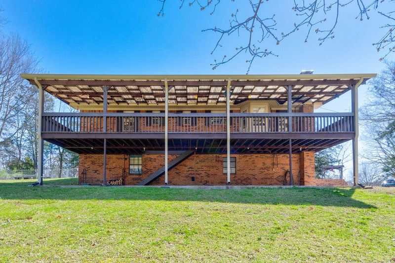 638 Old Three Notch Rd, Ringgold, GA 30736