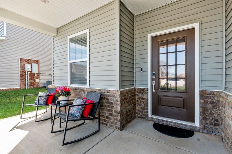 125 Southwind Rn, Spring Hill, TN 37174