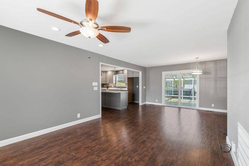 218 Ash Grove Dr, Nashville, TN 37211