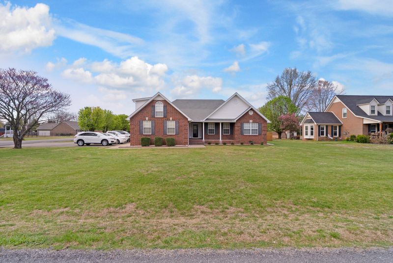 2140 Red Mile Rd, Murfreesboro, TN 37127