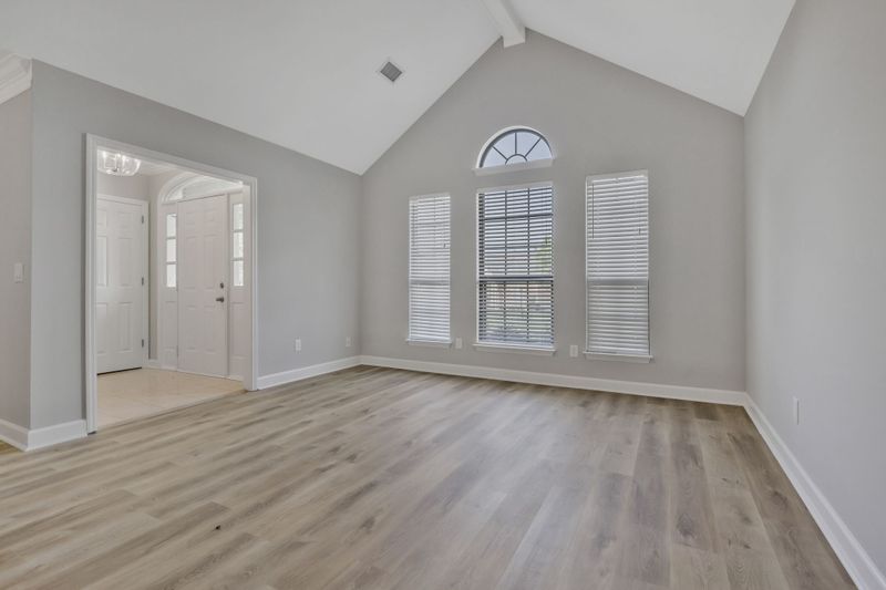 8018 Sunrise Cir, Franklin, TN 37067