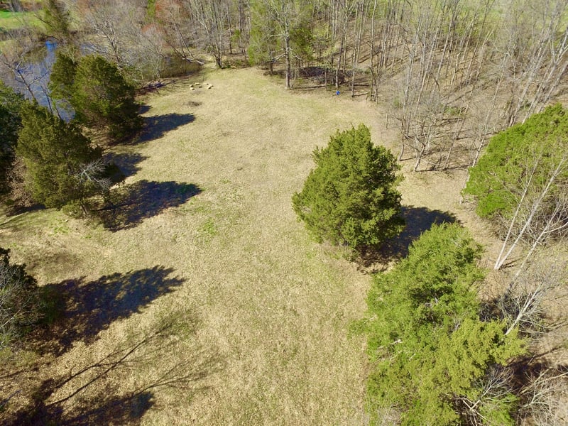 782B New Deal Potts Rd, Cottontown, TN 37048
