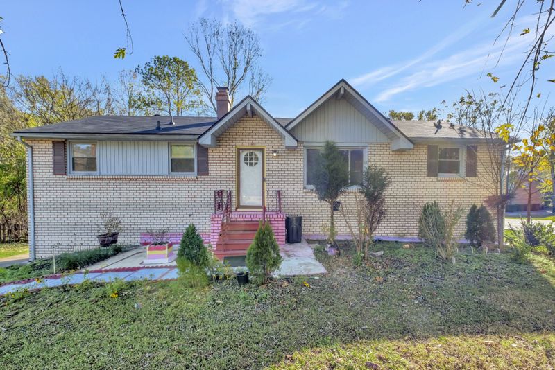295 Ocala Dr, Nashville, TN 37211