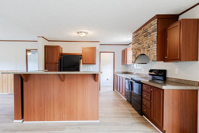 264 Enigma Rd, Chestnut Mound, TN 38552