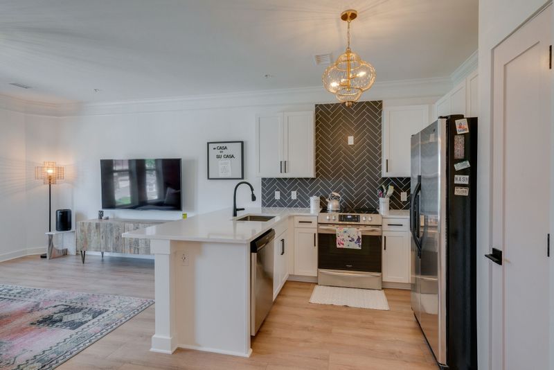 2310 Elliott Ave #813, Nashville, TN 37204