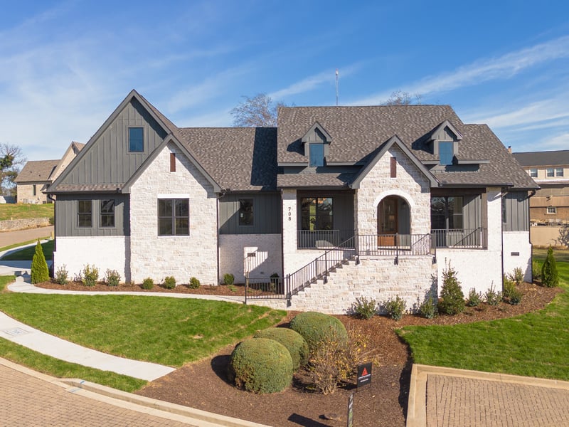 708 Halcyon Way, Columbia, TN 38401