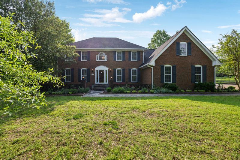 1101 Cross Creek Dr, Franklin, TN 37067