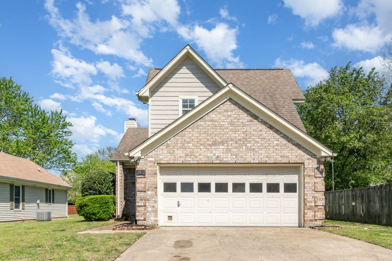 2812 Steamboat Dr, Nashville, TN 37214