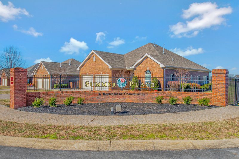 320 Summerplace Cir, Lebanon, TN 37087