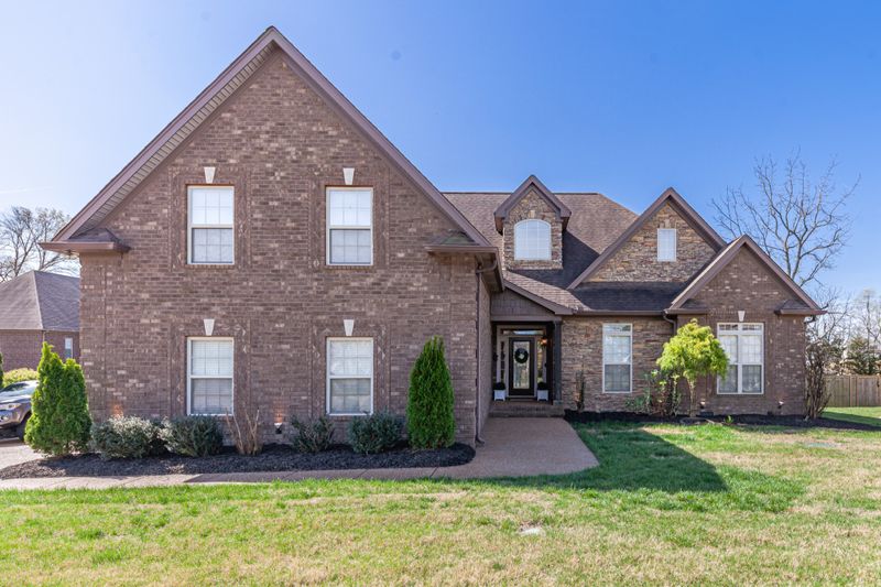 1034 Berkshire Blvd, Mount Juliet, TN 37122