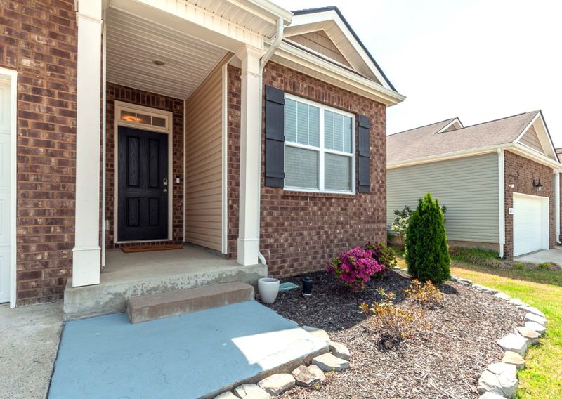 627 Prominence Rd, Columbia, TN 38401
