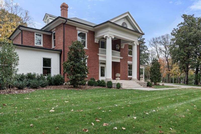 3605 Woodlawn Dr, Nashville, TN 37215