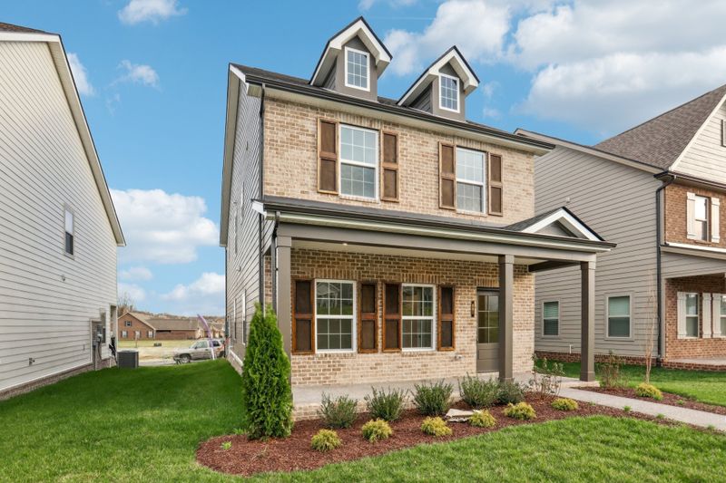 601 Trotters Aly, Gallatin, TN 37066