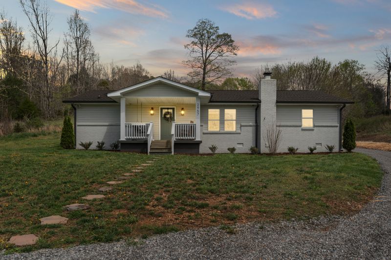 2957 Distillery Rd, Greenbrier, TN 37073